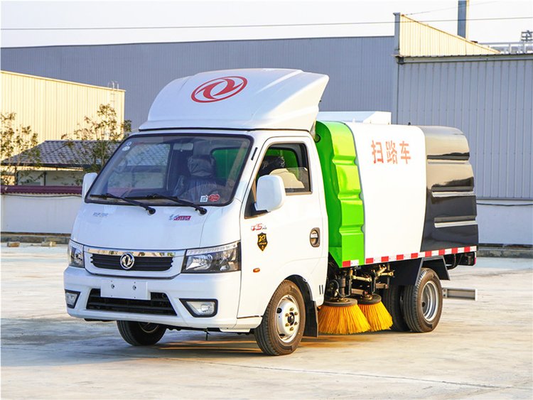 東風(fēng)途逸0.5方水2方塵掃路車(chē)